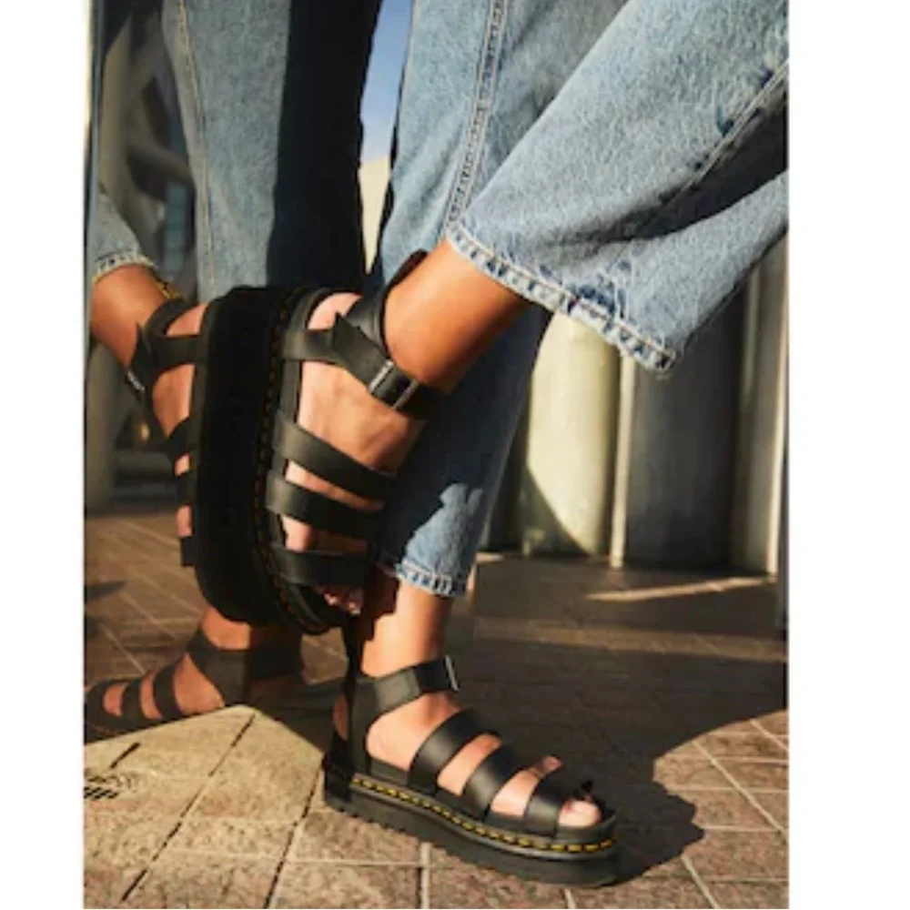 Dr Martens NWOT Black Blaire Hyrdro Leather Platform Strap Sandals. - Picture 1 of 14